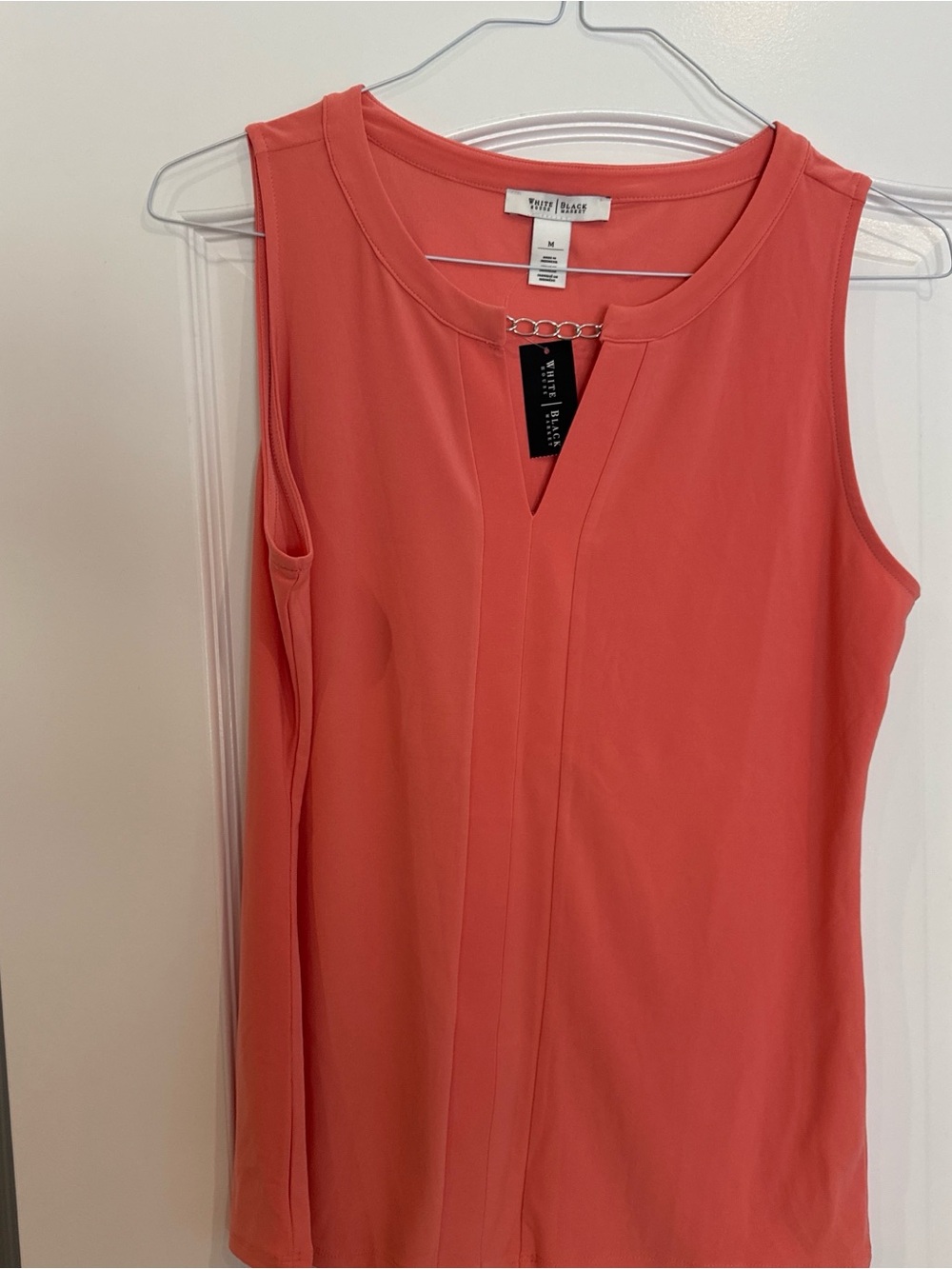 White House Black Market Gelato Pink Sleeveless Chain-Notch Shell - M